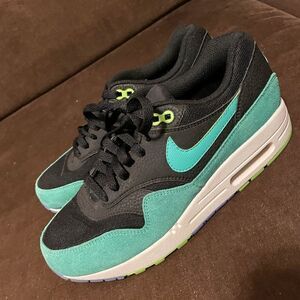 NIKE 2015 SAMPLE PROMO AIR MAX 1 Suede Upper Mint Green Black Lime Green Women 7